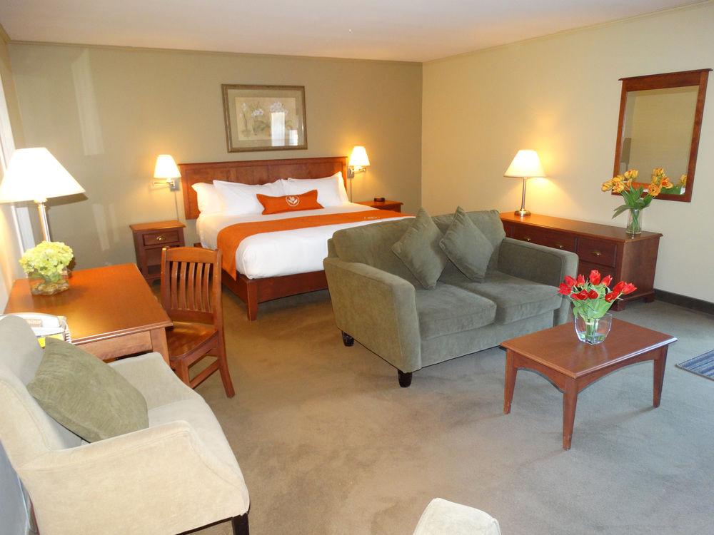 Amsterdam Inn & Suites Moncton Ngoại thất bức ảnh