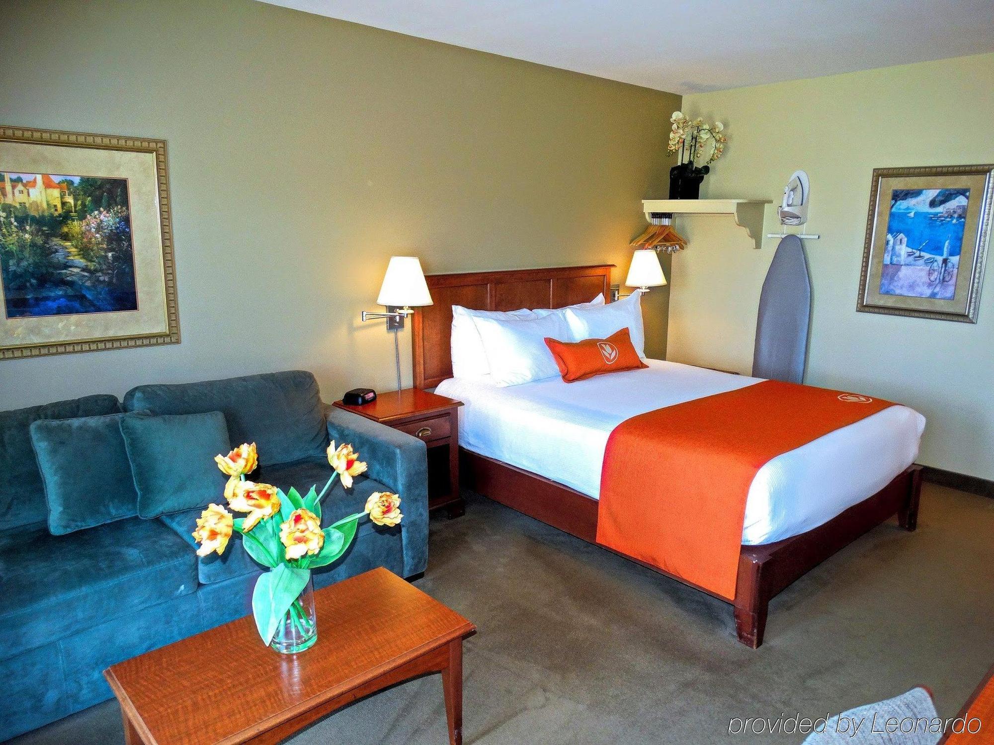 Amsterdam Inn & Suites Moncton Ngoại thất bức ảnh