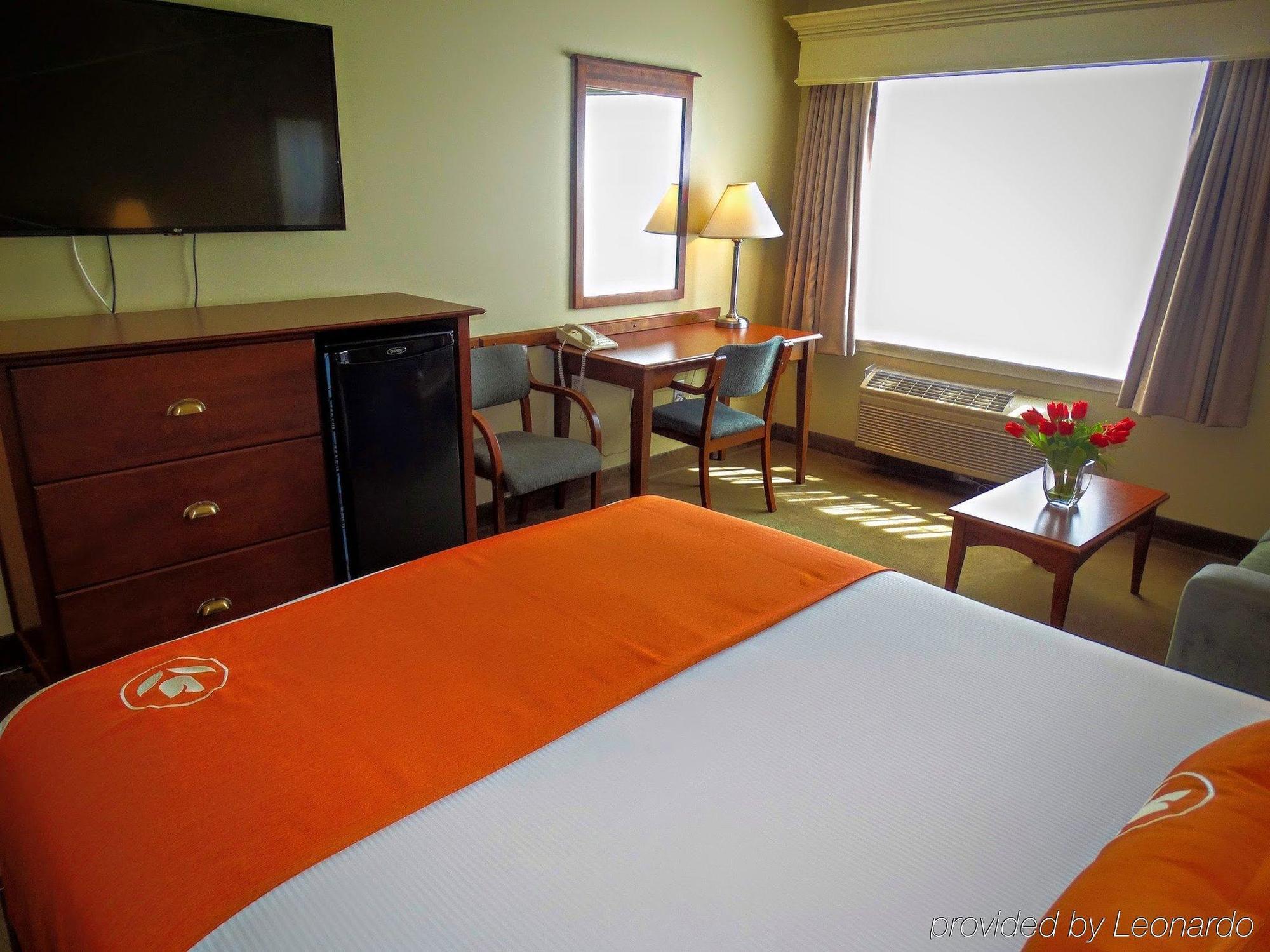 Amsterdam Inn & Suites Moncton Ngoại thất bức ảnh