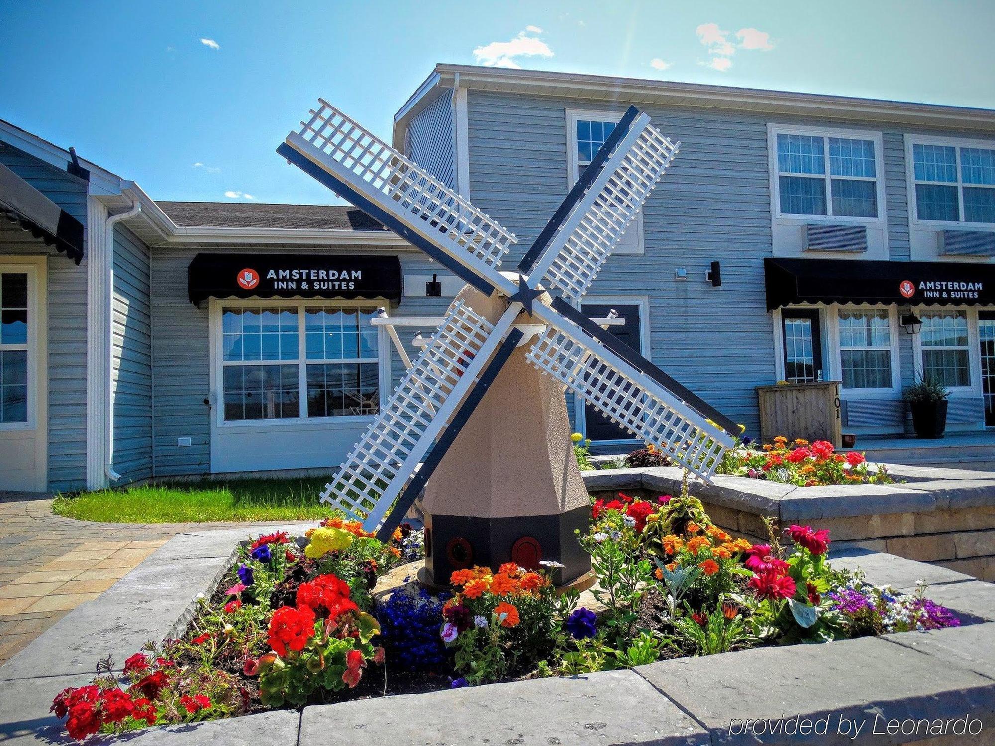 Amsterdam Inn & Suites Moncton Ngoại thất bức ảnh