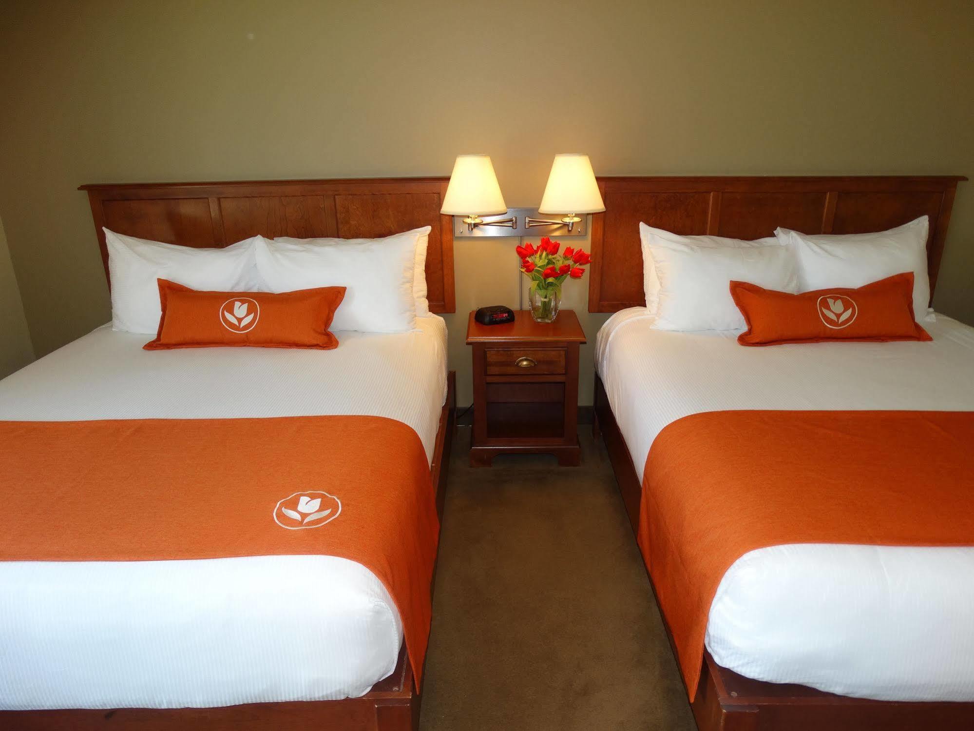 Amsterdam Inn & Suites Moncton Ngoại thất bức ảnh