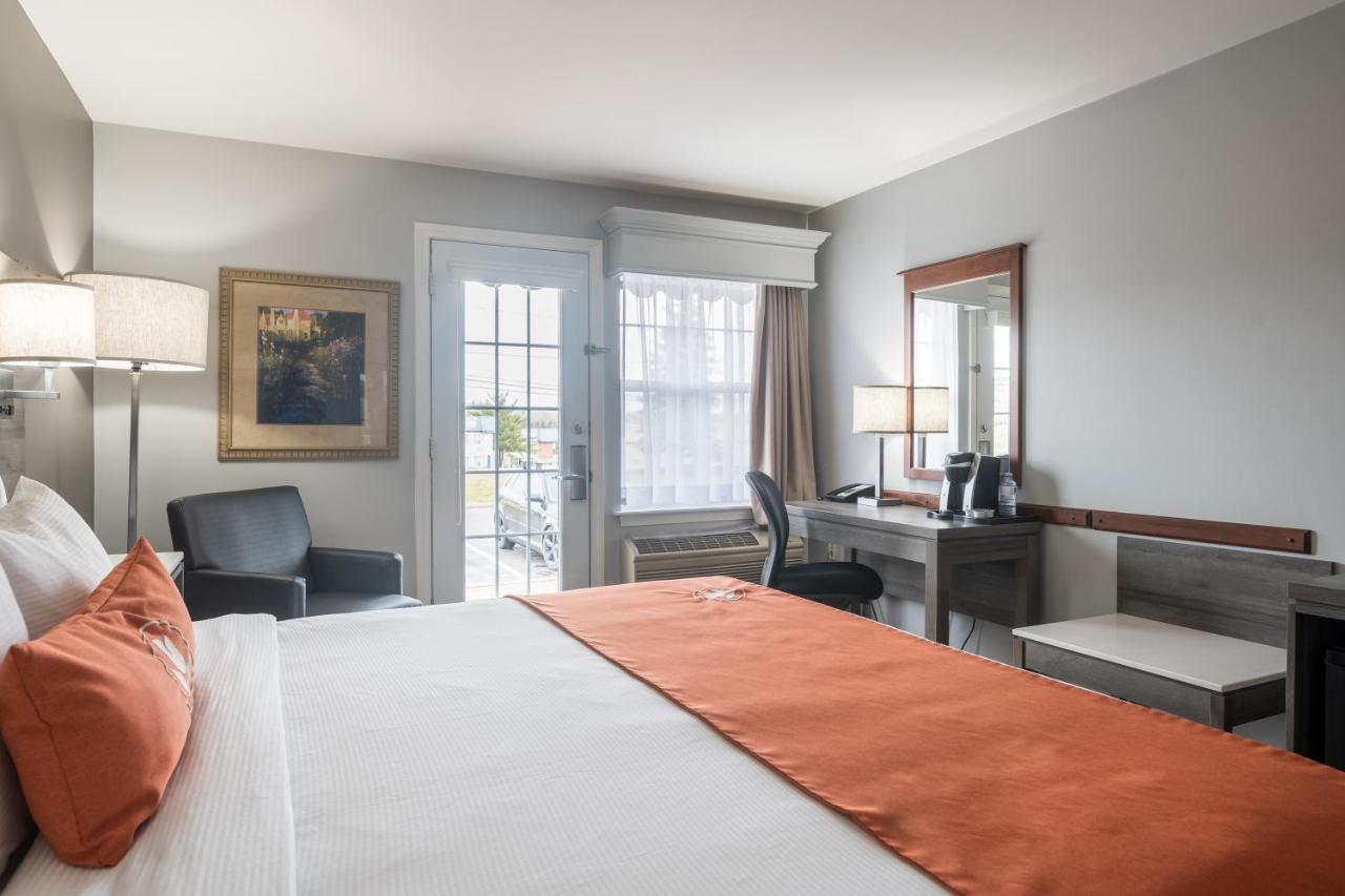 Amsterdam Inn & Suites Moncton Ngoại thất bức ảnh